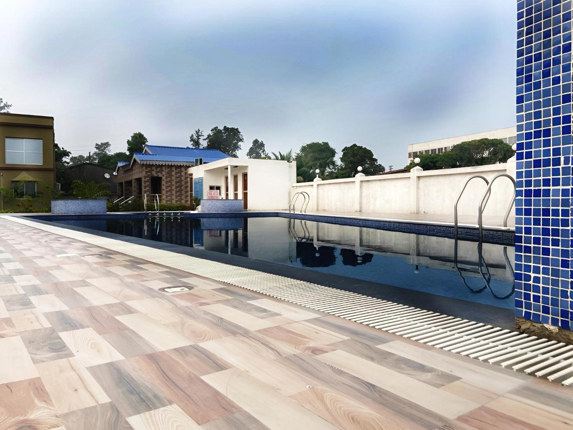 Resort Saikat Saranya Mandarmani Ngoại thất bức ảnh