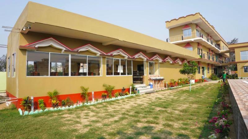 Resort Saikat Saranya Mandarmani Ngoại thất bức ảnh