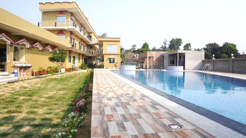 Resort Saikat Saranya Mandarmani Ngoại thất bức ảnh